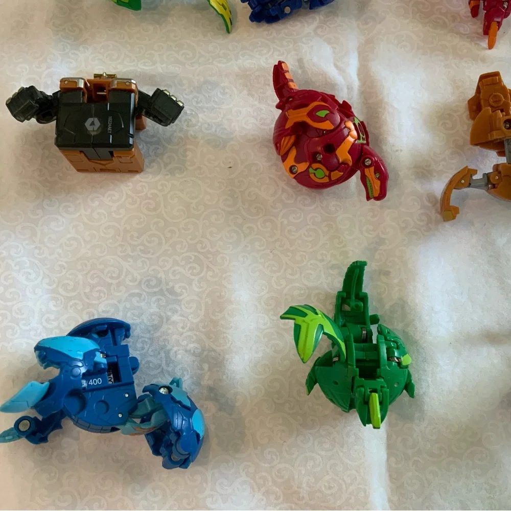 Bakugan Spin Master Lot Of 13 Figures B300 B700 Battle Brawlers Battle Planet
